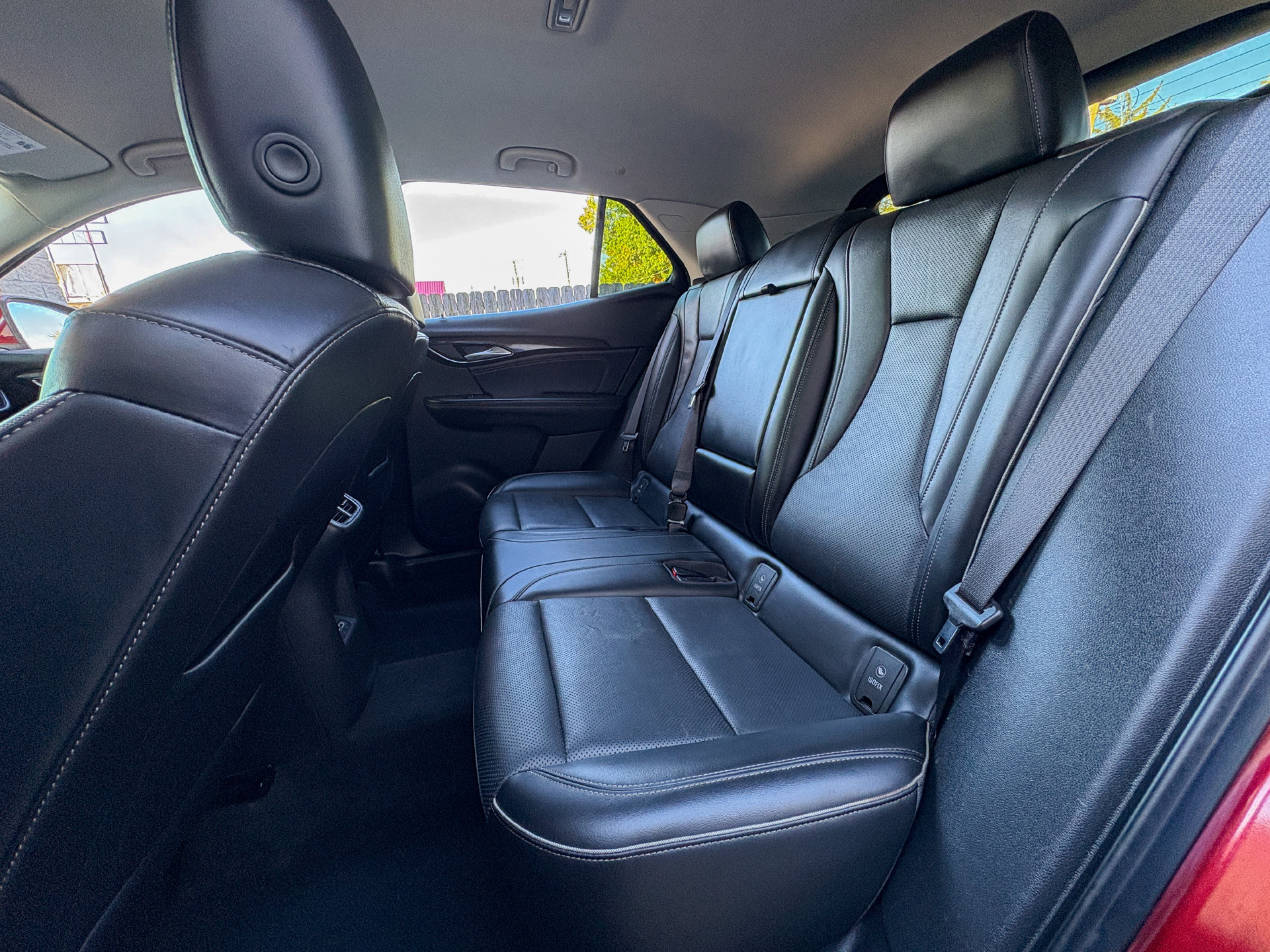 Used 2023 Buick Envision Essence FWD image 21