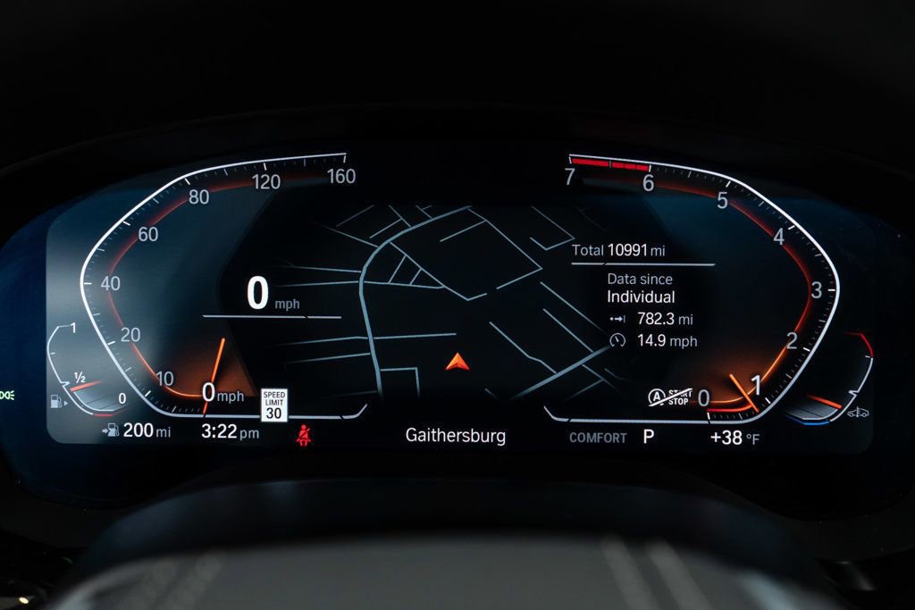 Used 2022 BMW 530i xDrive w/ Premium Package image 17