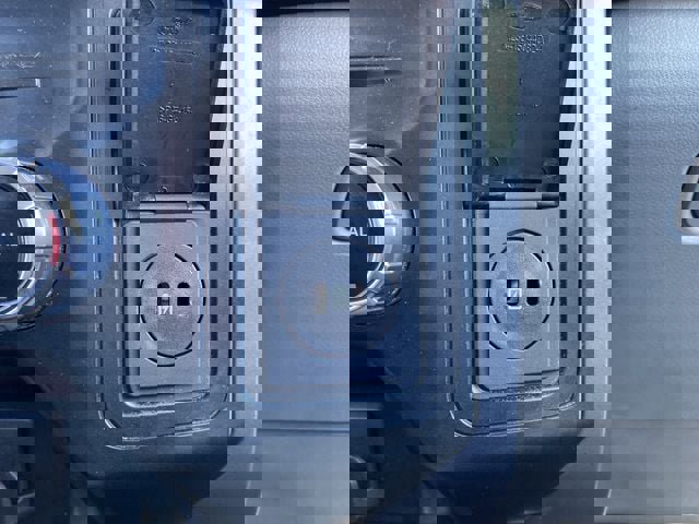 Used 2025 Ford F150 XLT w/ Equipment Group 301A Standard image 29