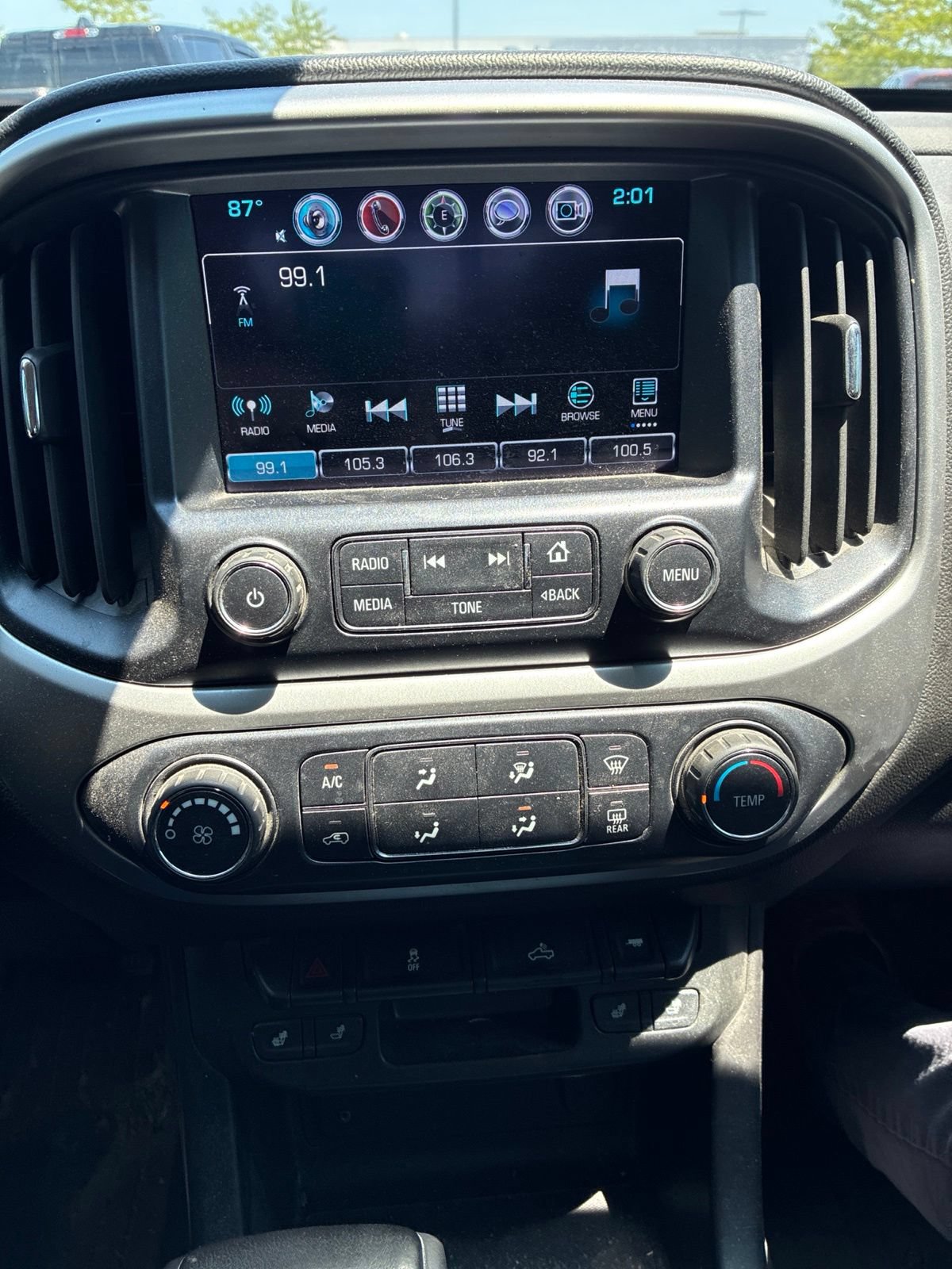 Used 2018 Chevrolet Colorado LT AWD/4WD image 27