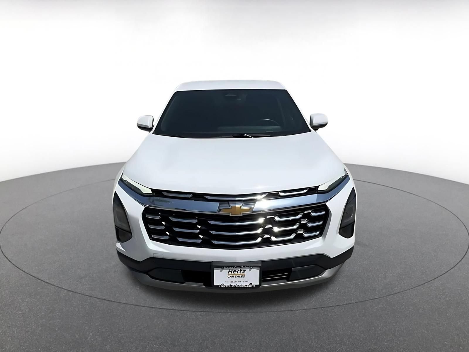 Used 2025 Chevrolet Equinox LT FWD image 4