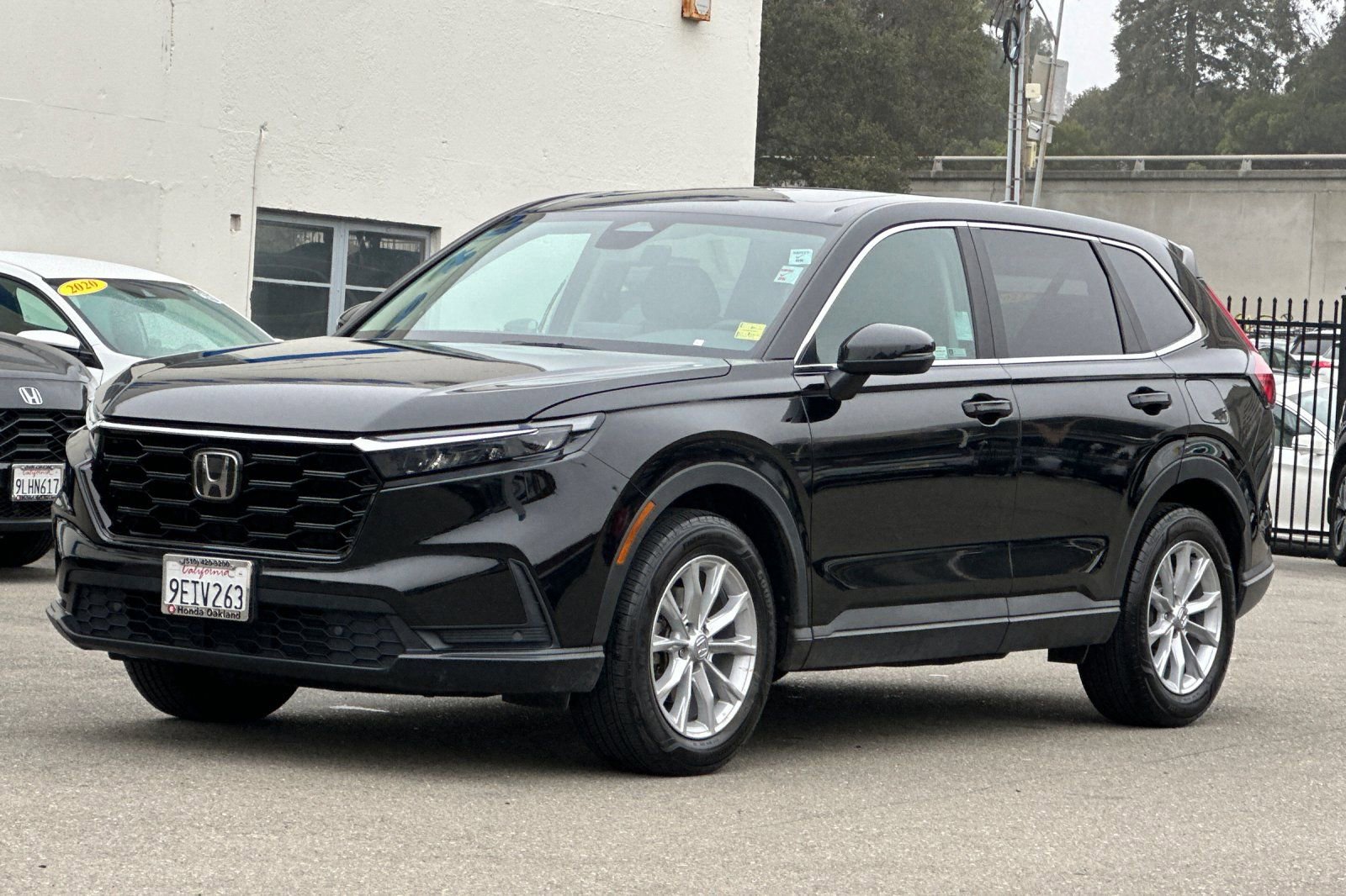 Used 2023 Honda CR-V EX-L image 9