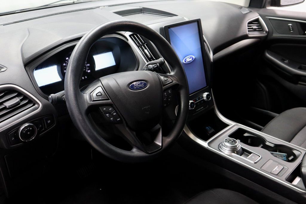 Certified 2023 Ford Edge SE image 25