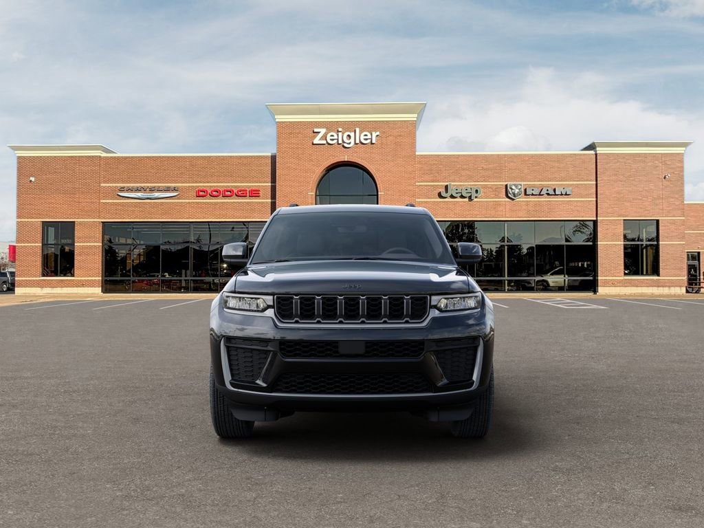 New 2026 Jeep Grand Cherokee Altitude image 6