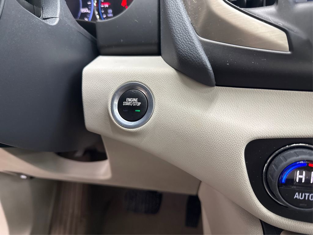 Used 2023 GMC Terrain Denali image 31