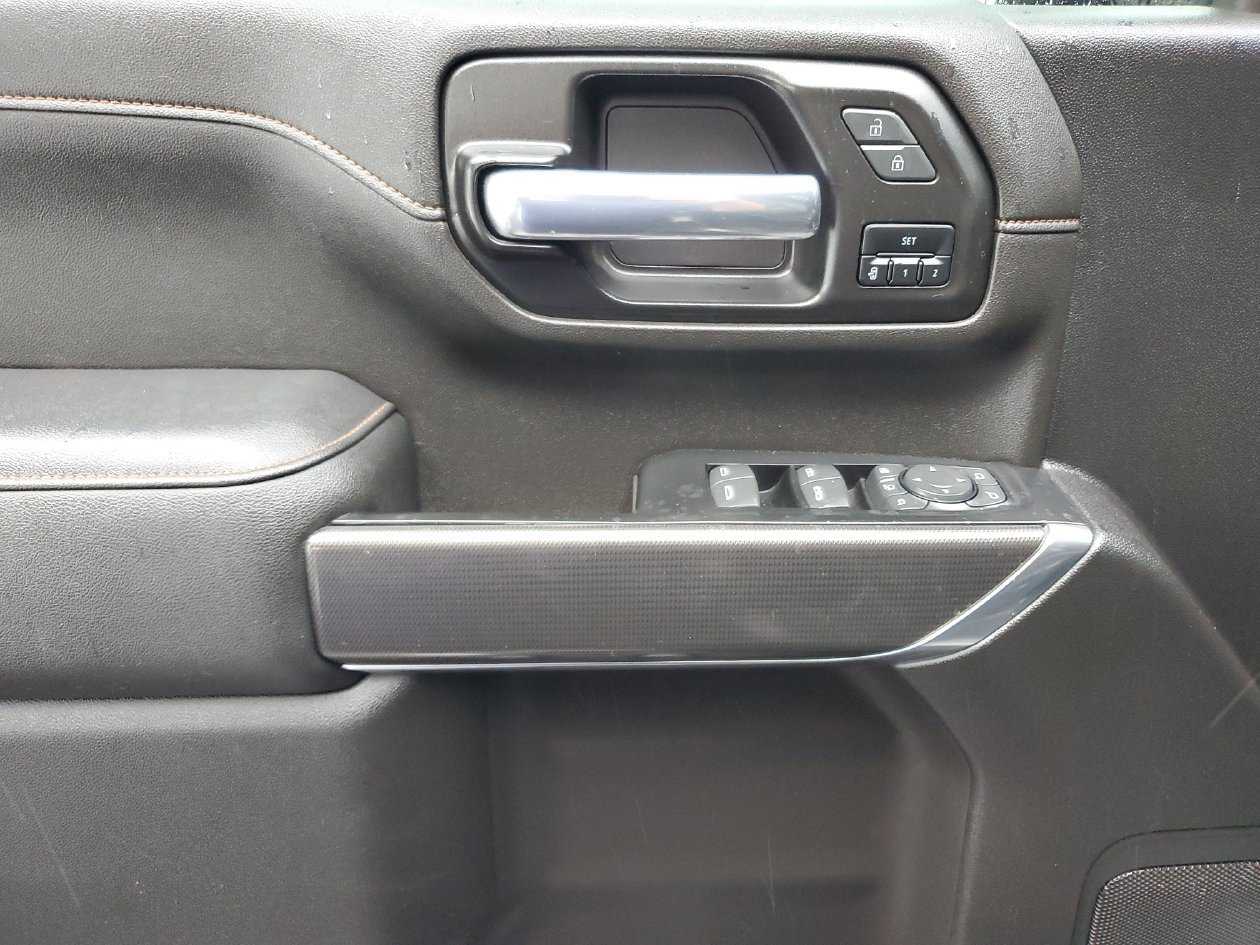 Used 2022 GMC Sierra 3500 AT4 AWD/4WD image 17
