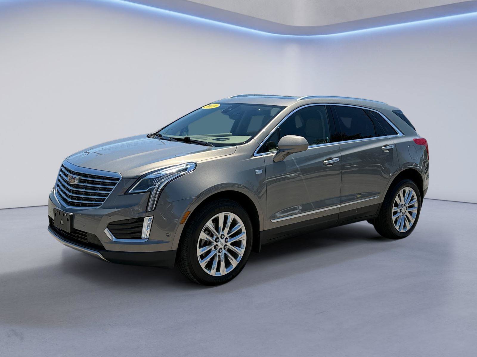 Used 2018 Cadillac XT5 Platinum w/ Driver Assist Package AWD/4WD image 10