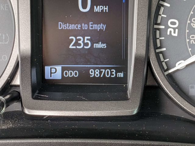 Used 2018 Toyota Tacoma TRD Off-Road AWD/4WD image 28