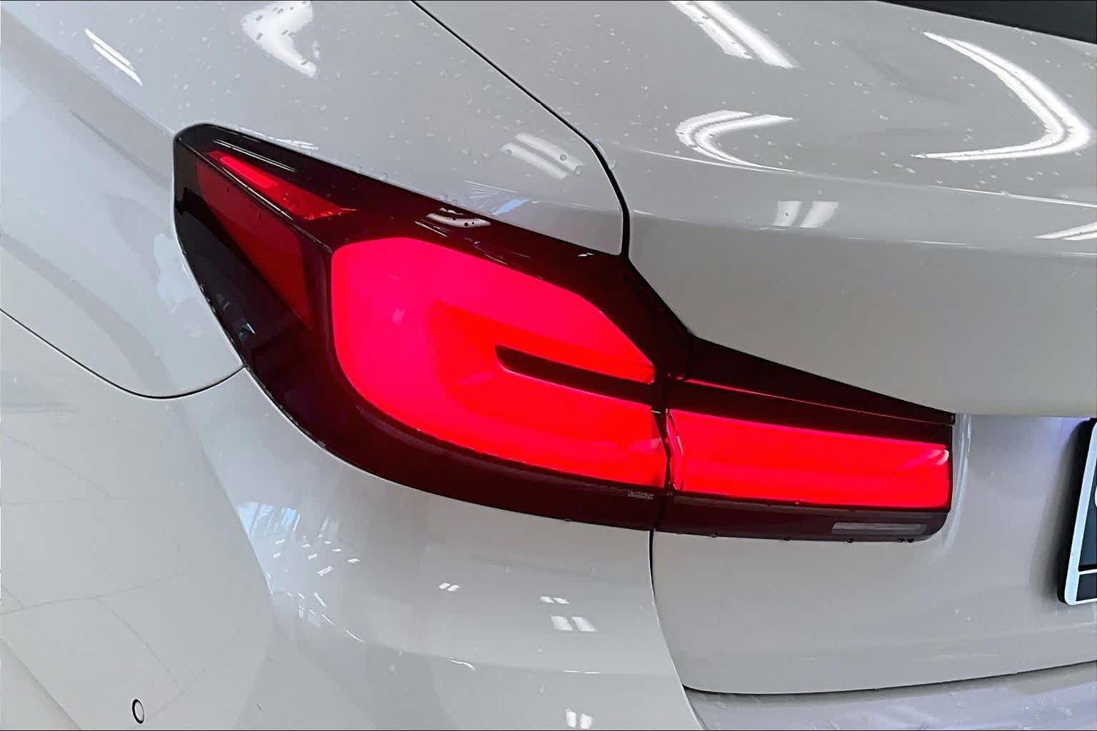 Used 2021 BMW 540i RWD image 26
