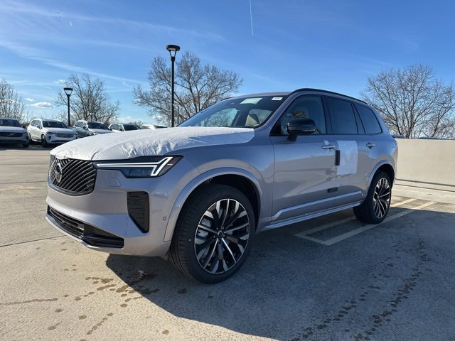 New 2026 Volvo XC90 B6 Ultra w/ Lounge Package image 3