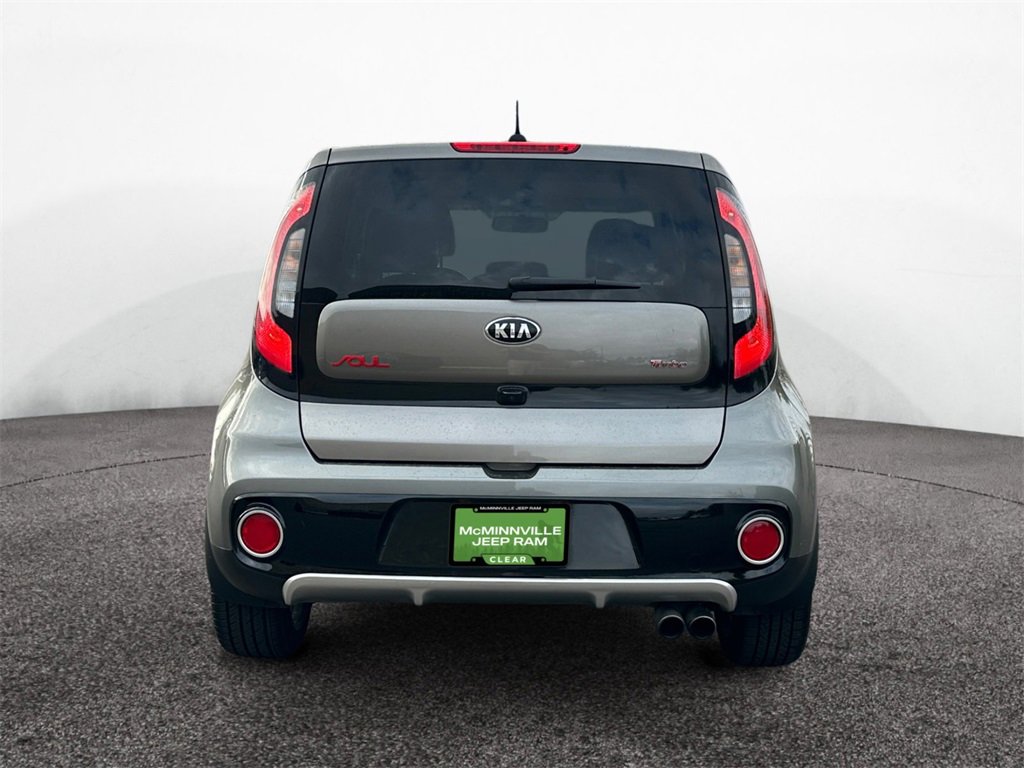 Used 2019 Kia Soul ! image 4