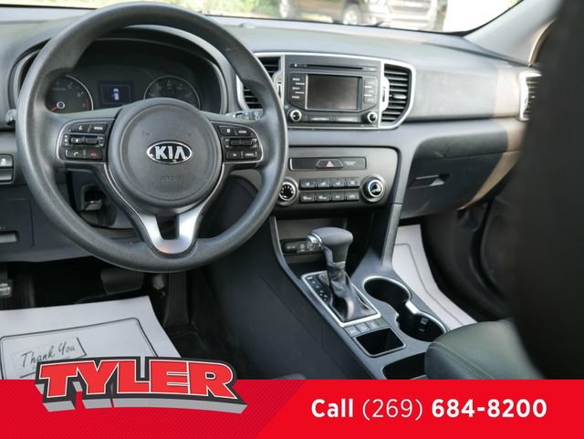 Used 2017 Kia Sportage LX AWD/4WD image 36