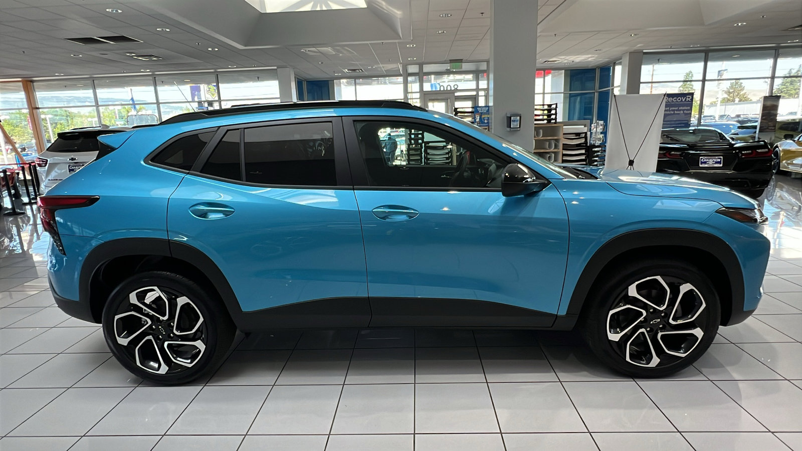 New 2025 Chevrolet Trax RS w/ Driver Confidence Package image 4