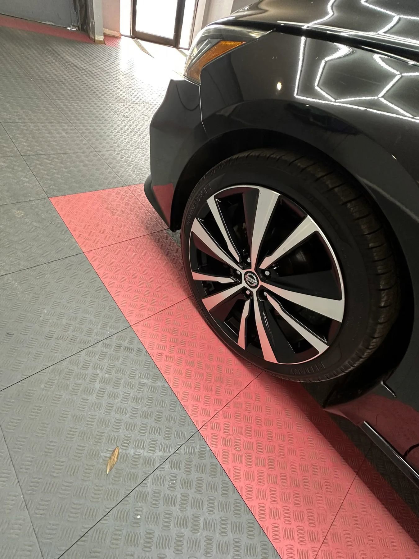 Used 2019 Nissan Altima 2.5 Platinum image 35