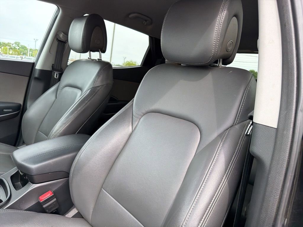 Used 2016 Hyundai Santa Fe Sport image 17