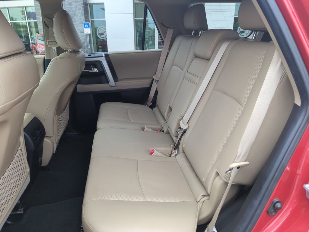 Used 2022 Toyota 4Runner Limited AWD/4WD image 30