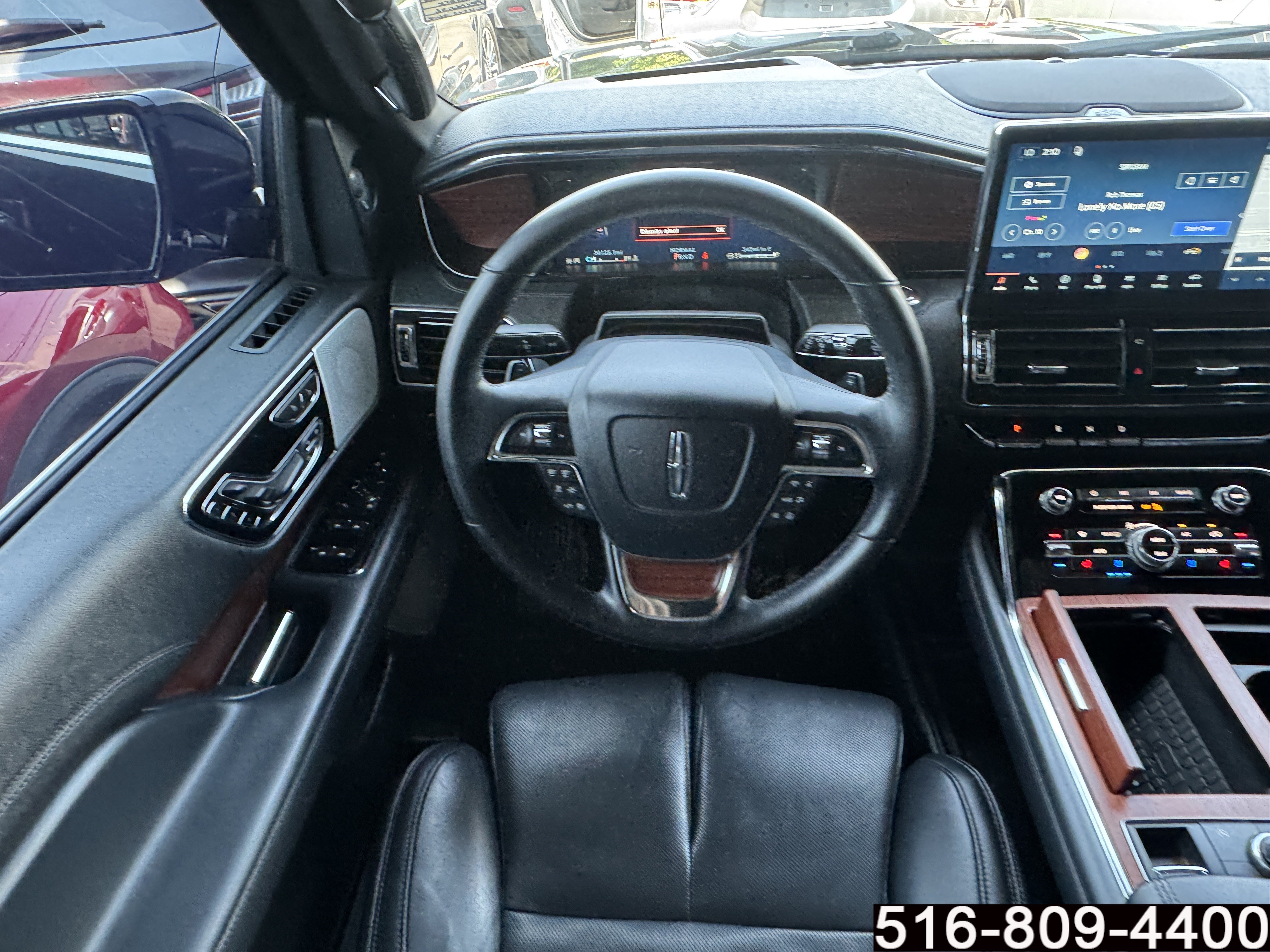 Used 2023 Lincoln Navigator Reserve AWD/4WD image 13