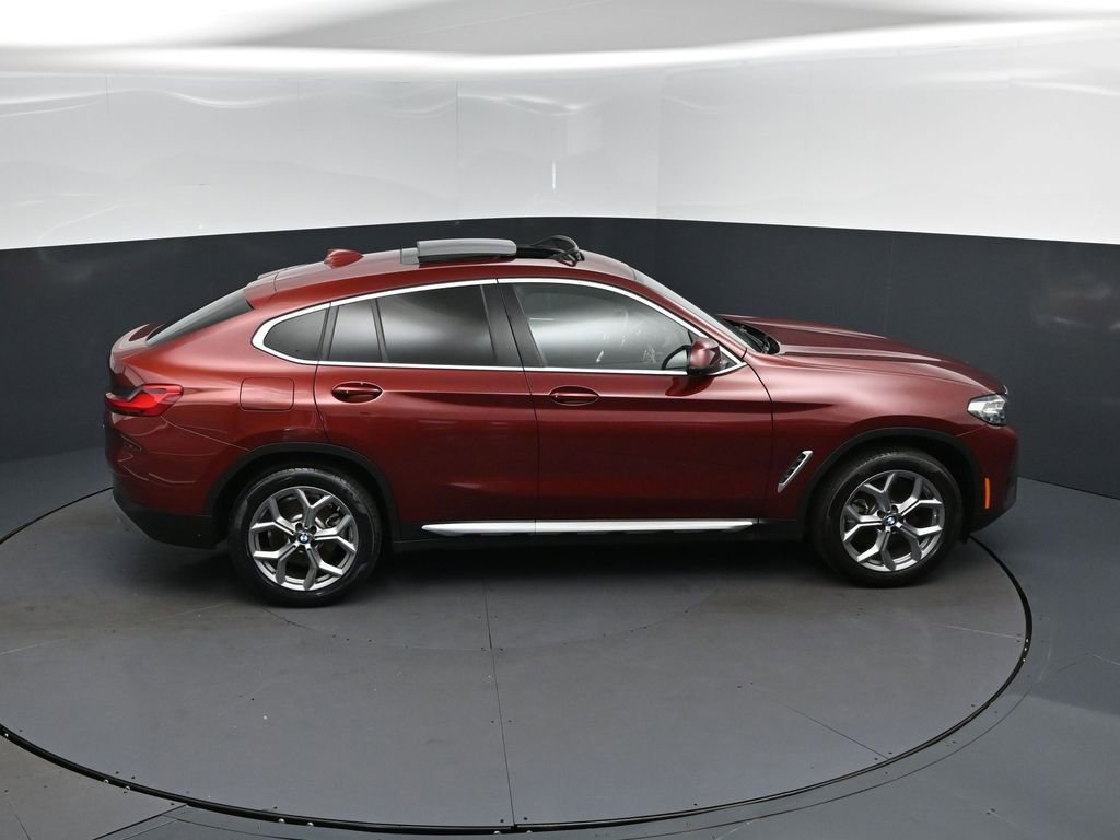 Certified 2025 BMW X4 xDrive30i AWD/4WD image 35