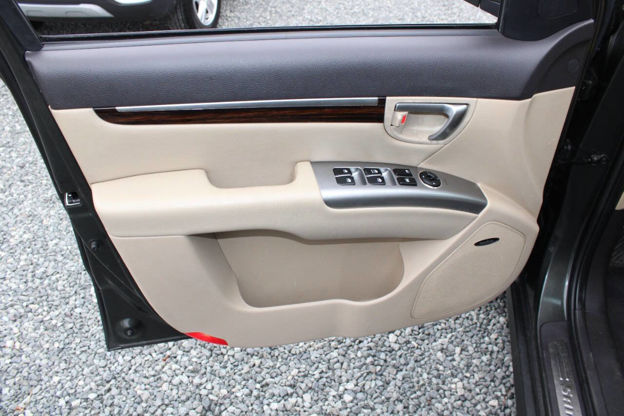 Used 2011 Hyundai Santa Fe Limited image 20
