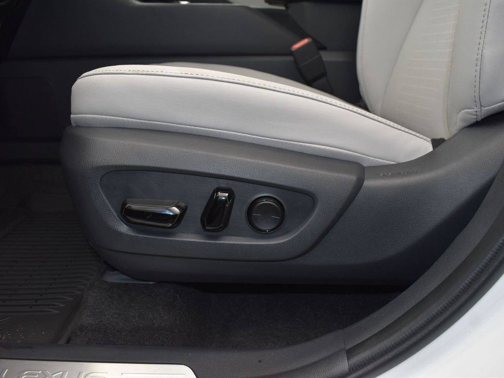 New 2026 Lexus TX 350 FWD image 14