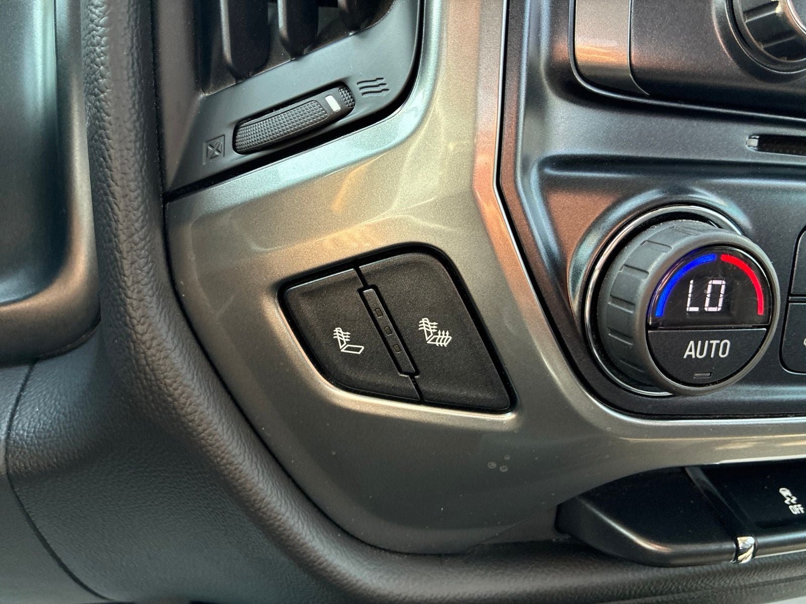 Used 2016 Chevrolet Silverado 2500 LT w/ All Star Edition AWD/4WD image 28