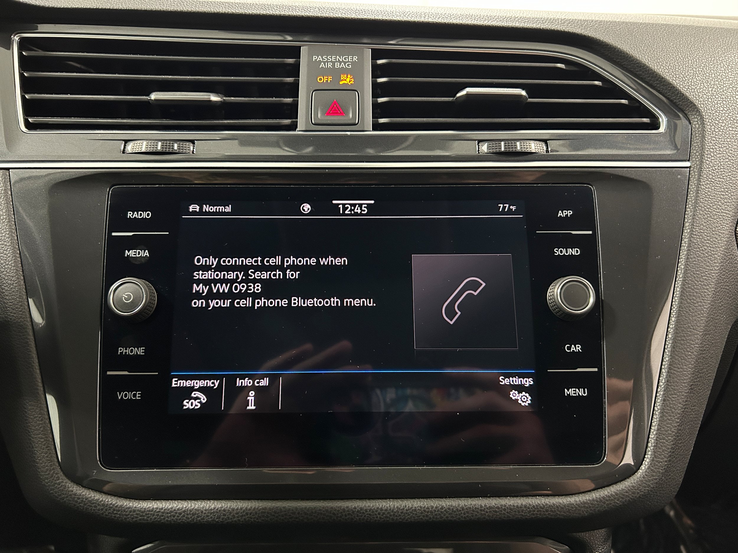 Used 2022 Volkswagen Tiguan SE AWD/4WD image 7