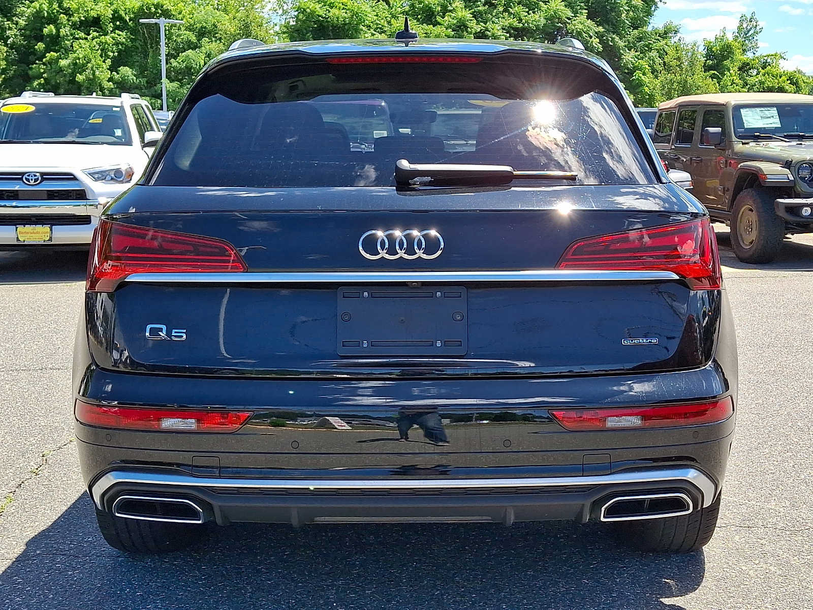 Used 2023 Audi Q5 2.0T Premium Plus w/ Premium Plus Package AWD/4WD image 5