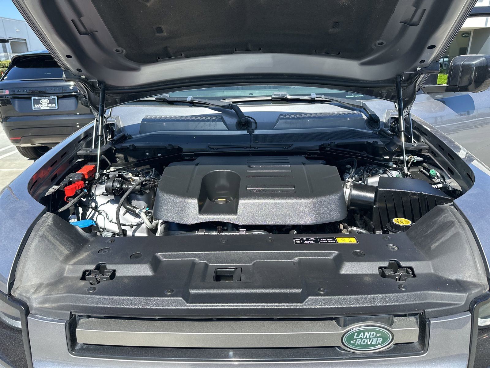 Used 2023 Land Rover Defender 130 X-Dynamic SE image 19