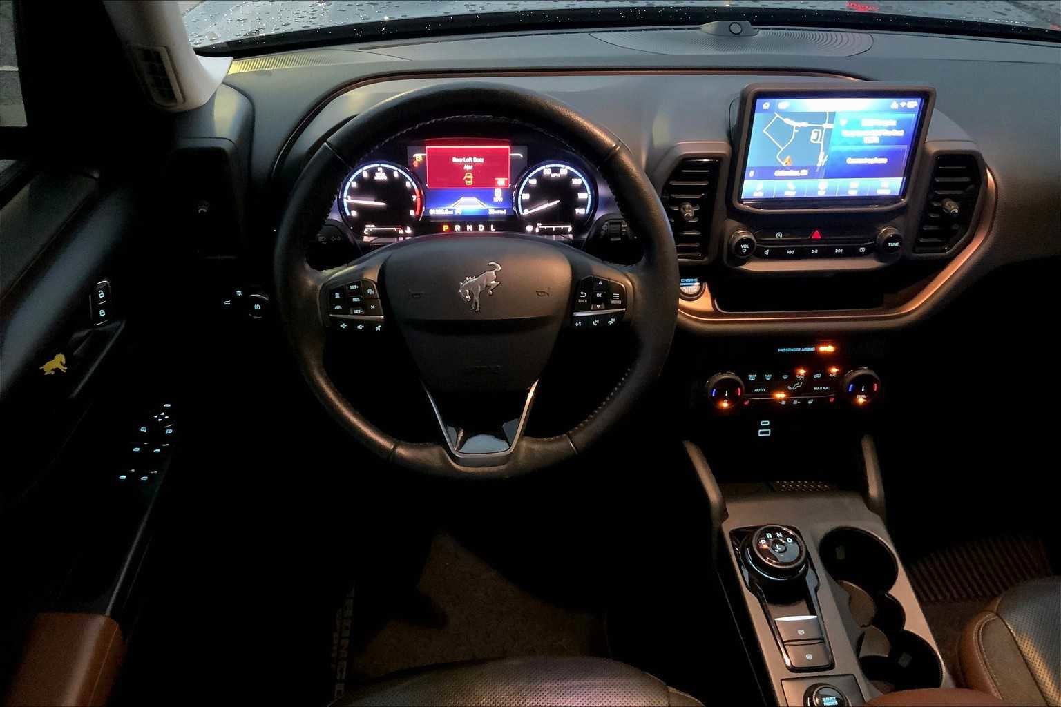 Used 2022 Ford Bronco Sport Outer Banks w/ Tech Package image 9