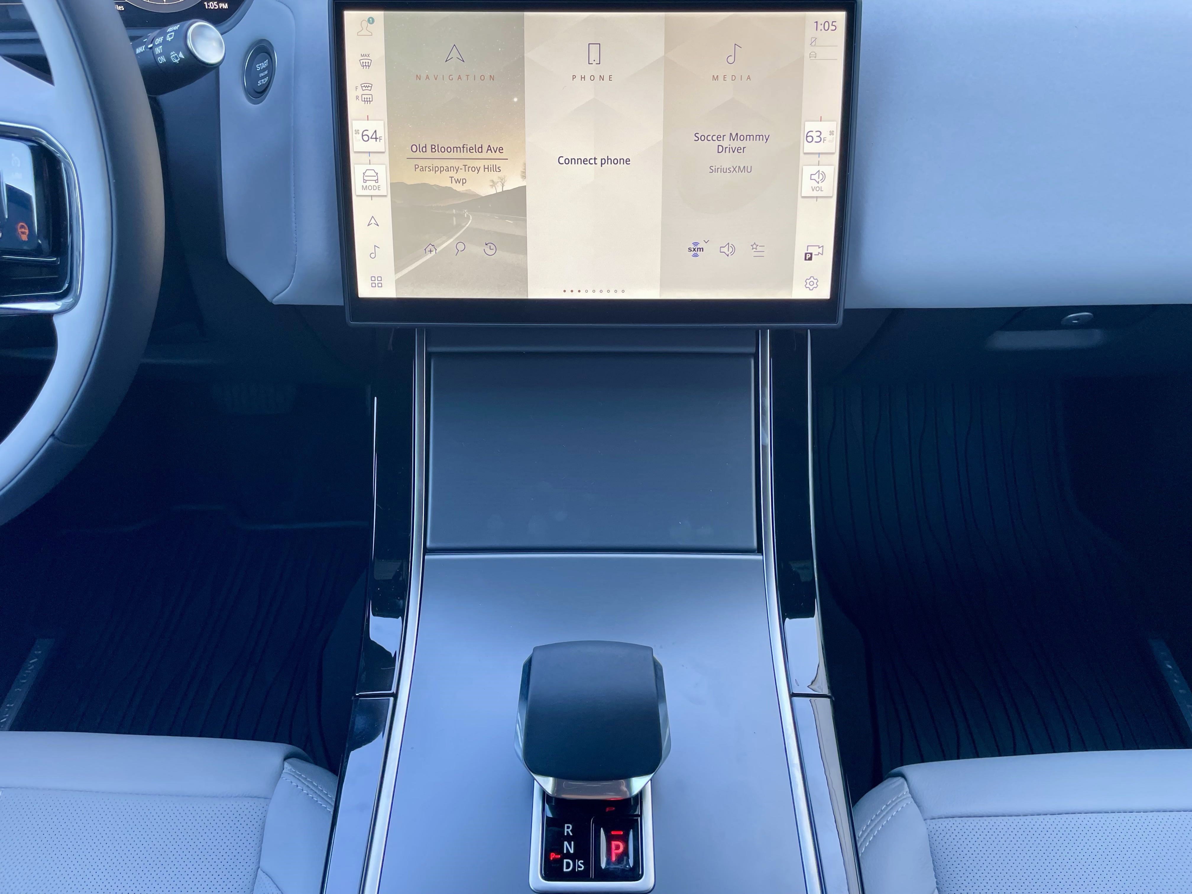 New 2026 Land Rover Range Rover Velar Dynamic SE image 19