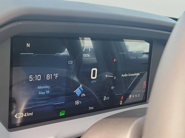 New 2027 Chevrolet Bolt LT w/ Comfort Package FWD image 23