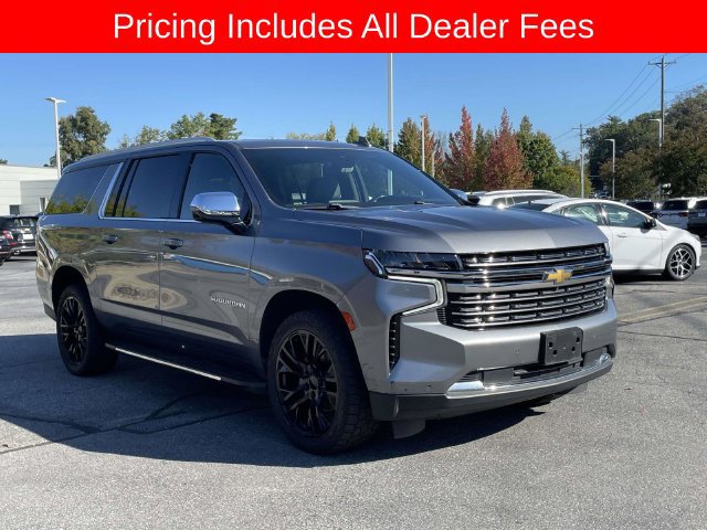 Used 2021 Chevrolet Suburban Premier w/ Premium Package AWD/4WD image 7