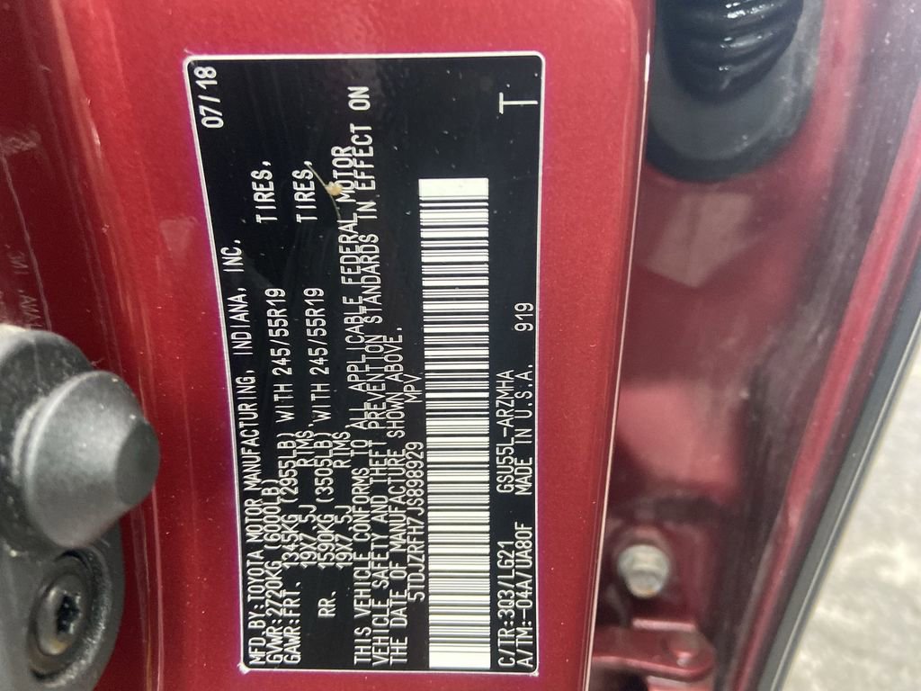 Used 2018 Toyota Highlander SE w/ Protection Package #3 image 34