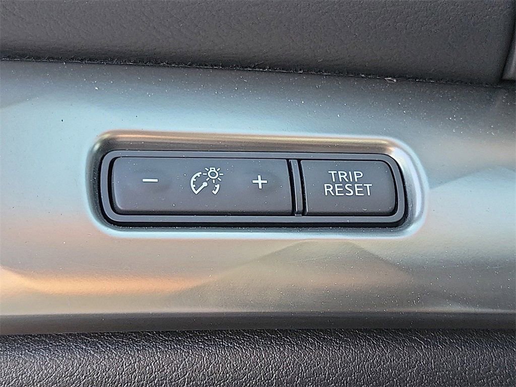 Used 2023 Nissan Maxima SV w/ Floor Mat Group image 15