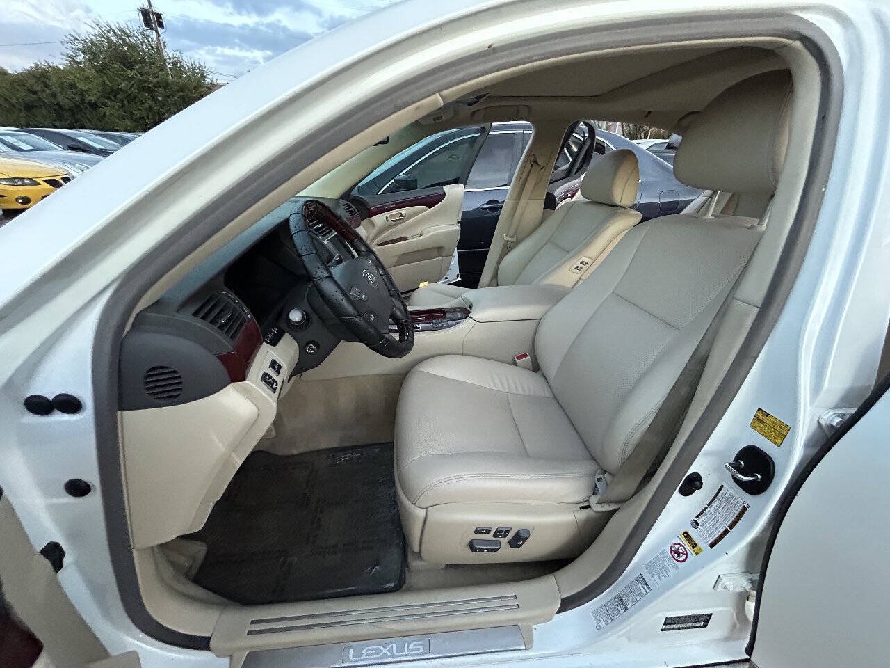 Used 2010 Lexus LS 460 AWD image 37