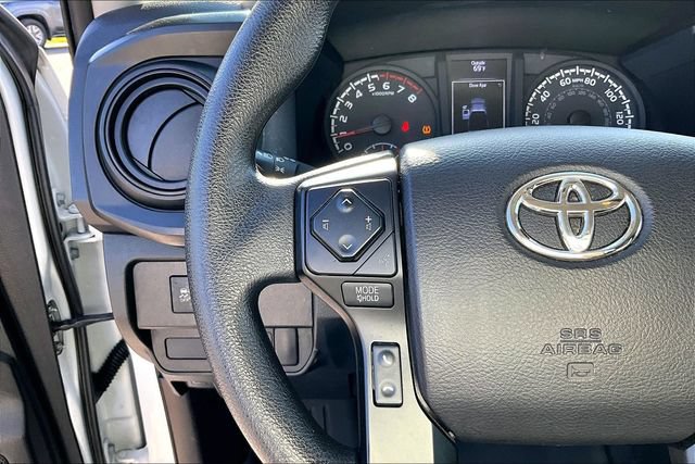 Used 2021 Toyota Tacoma SR AWD/4WD image 11