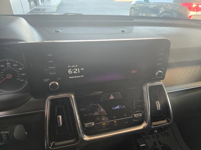 Used 2022 Kia Sorento SX AWD/4WD image 5
