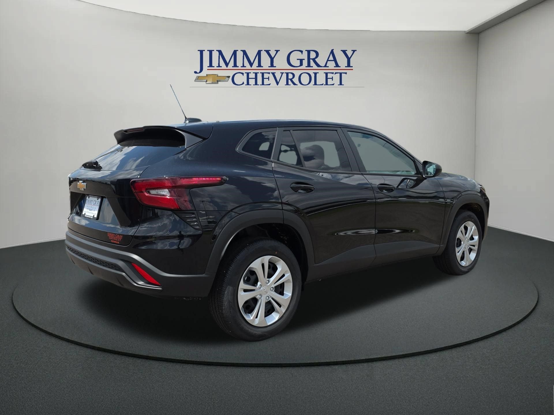 New 2026 Chevrolet Trax LS FWD image 5