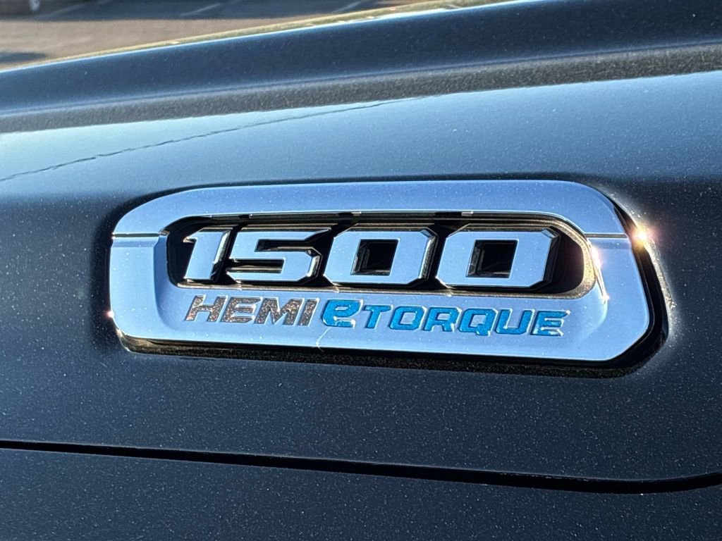 Used 2022 RAM 1500 Limited AWD/4WD image 22