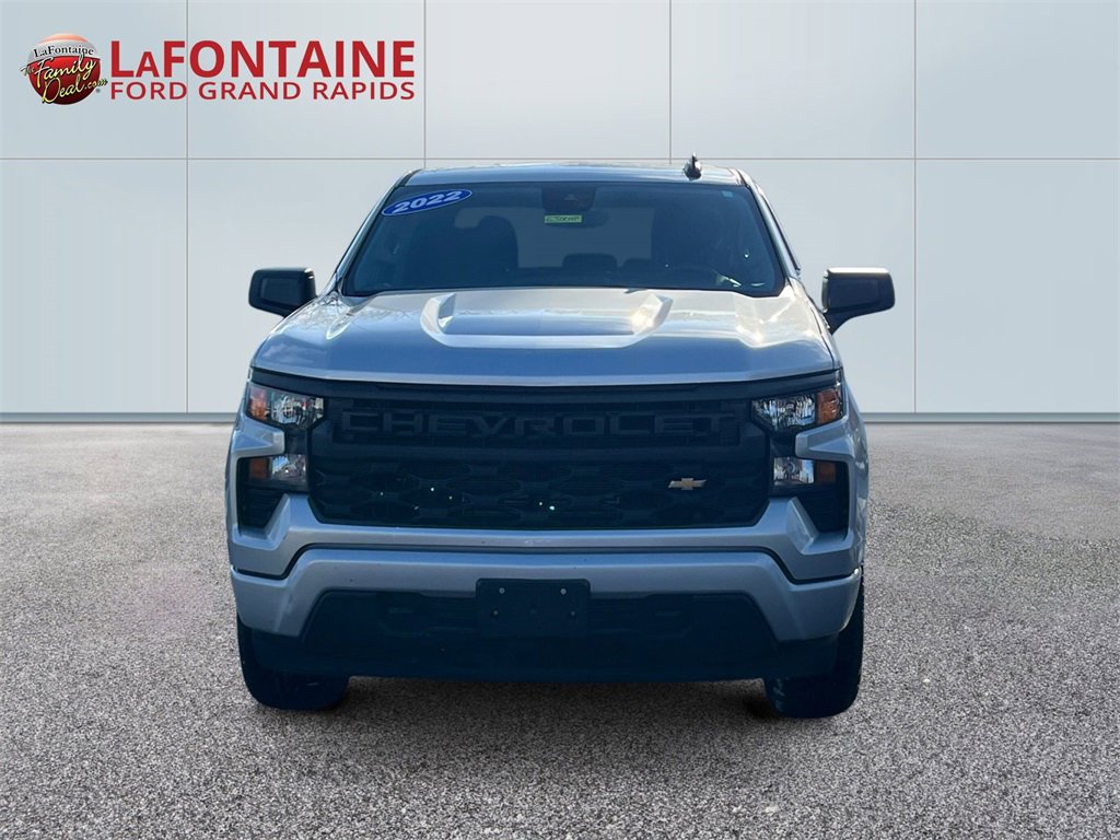 Used 2022 Chevrolet Silverado 1500 Custom image 2