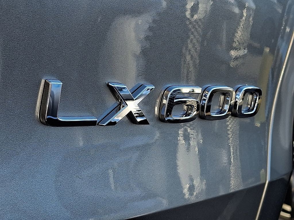 New 2026 Lexus LX 600 4WD w/ Luxury Package image 10