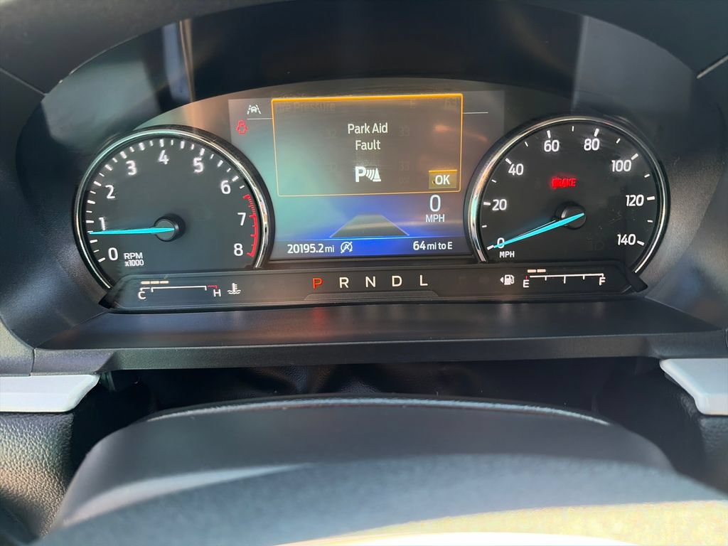 Used 2024 Ford Explorer XLT w/ Equipment Group 202A AWD/4WD image 17