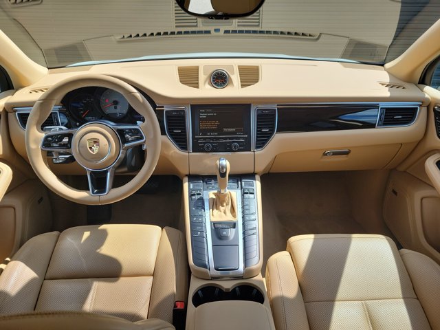 Certified 2016 Porsche Macan S AWD/4WD image 16