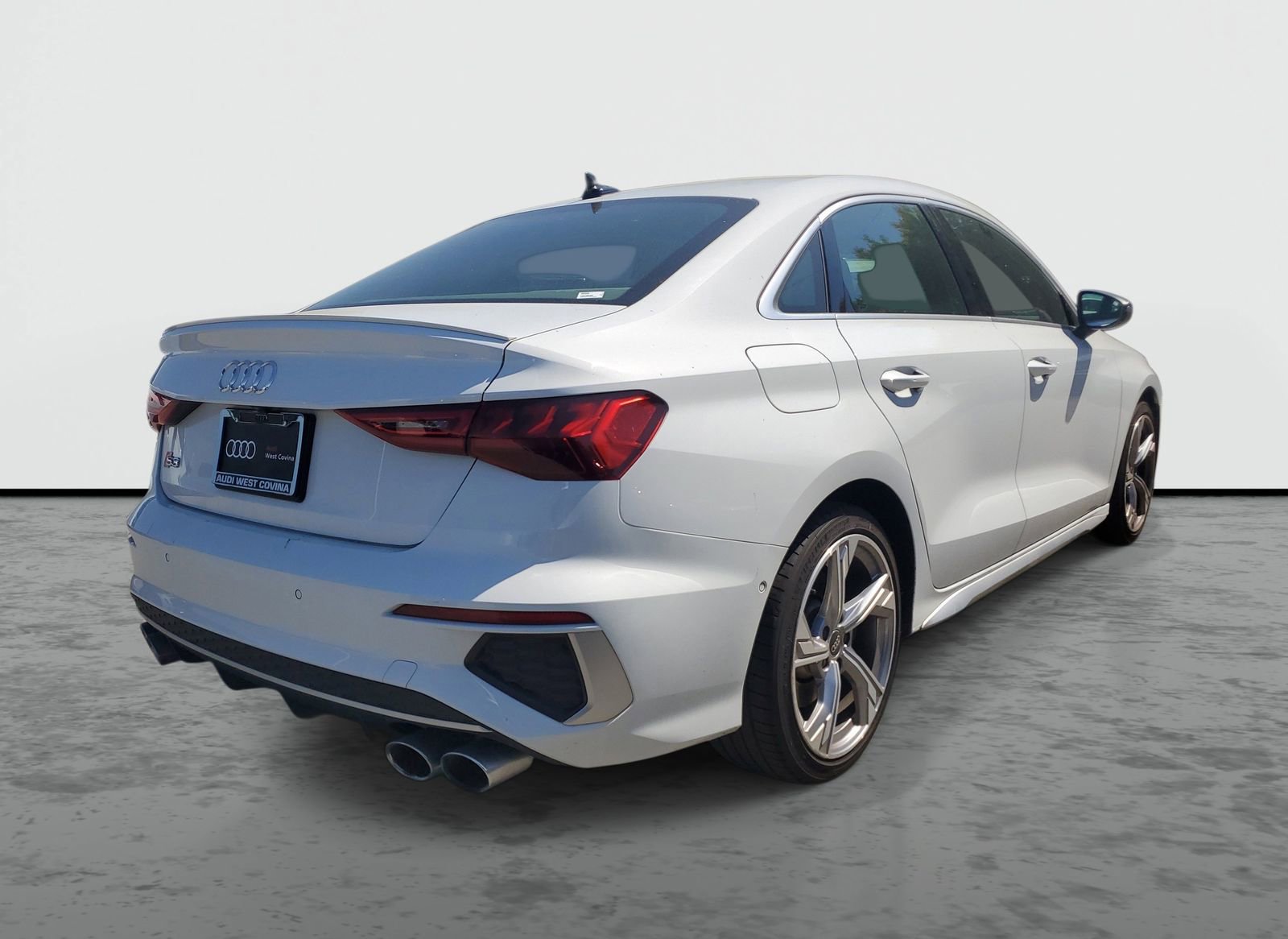 Used 2023 Audi S3 Premium Plus w/ Premium Plus Package AWD/4WD image 3