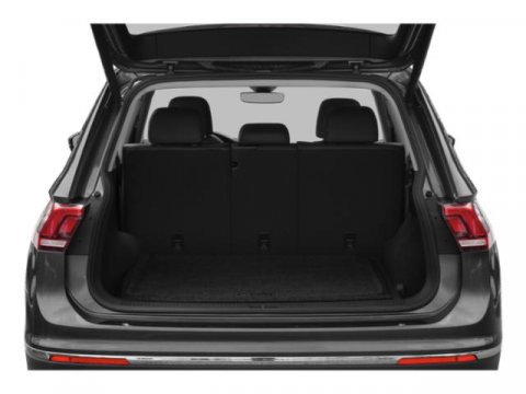 Used 2021 Volkswagen Tiguan SE AWD/4WD image 11