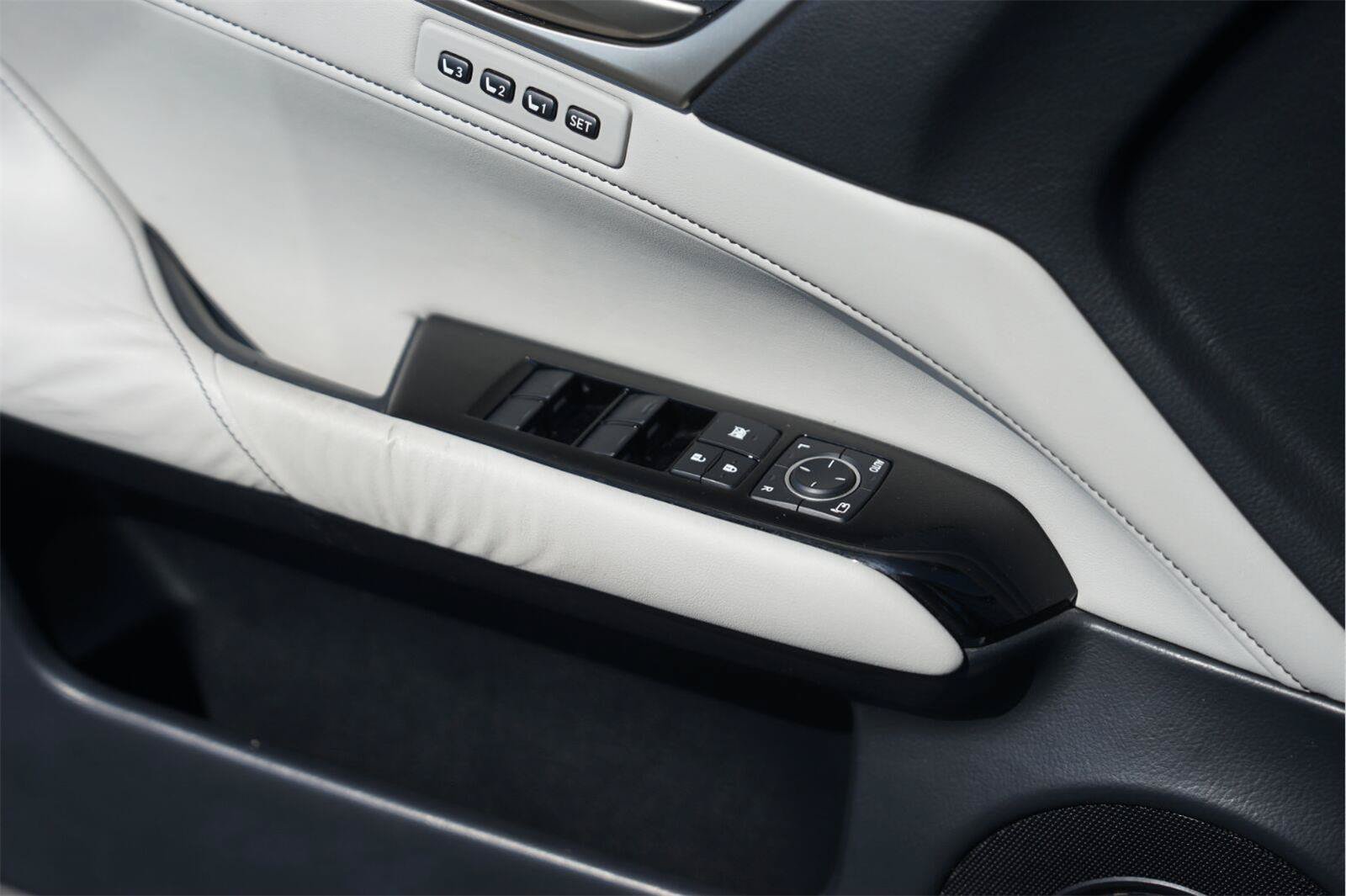 Used 2014 Lexus GS 350 w/ Luxury Package RWD image 30