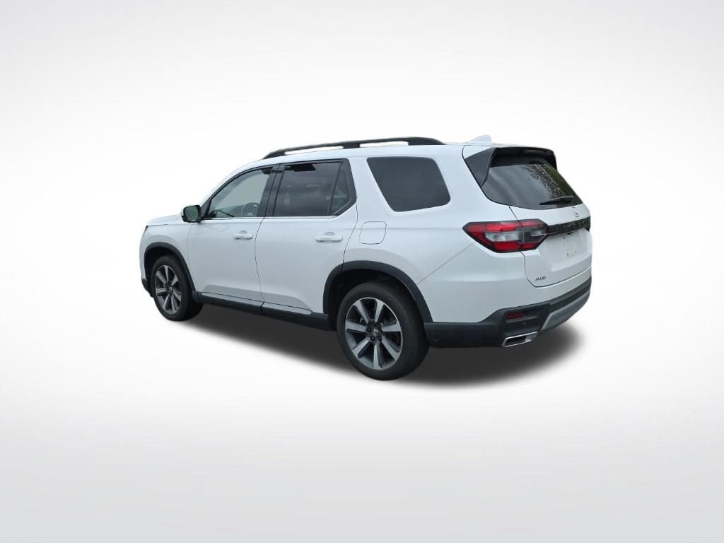Certified 2024 Honda Pilot Elite image 4