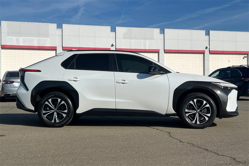 Used 2024 Toyota bZ4X XLE image 3