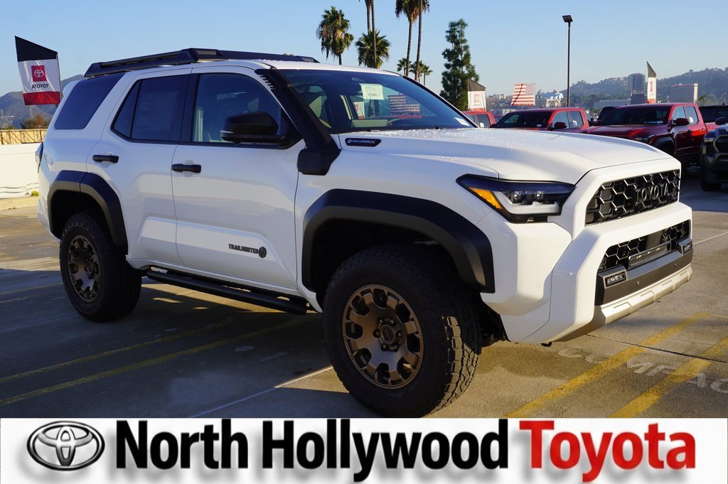 New 2025 Toyota 4Runner Trailhunter image 4