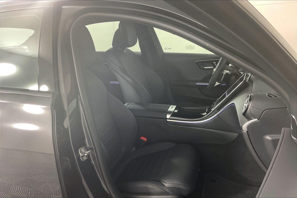 Used 2026 Mercedes-Benz C 300 4MATIC Sedan image 7
